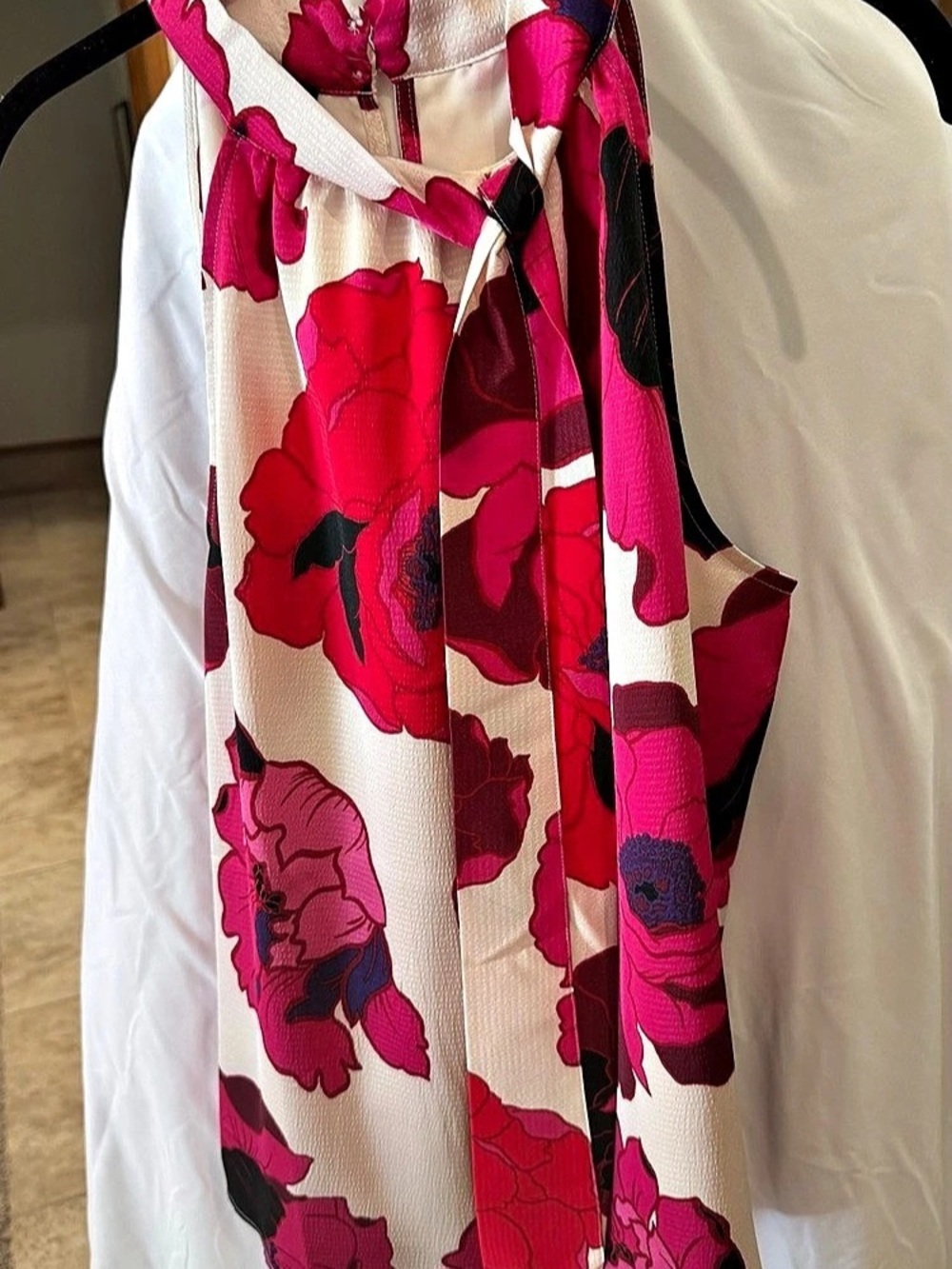 Talbots Blooming Floral Satin Halter Top Floral Blouse in Pink & White Size Larg